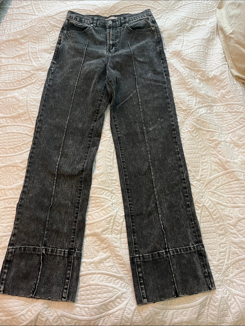 Habitual Women’s Black Seamed Wide-Leg Jeans